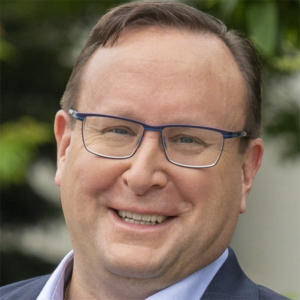 Board of Directors member Don Dychuck. 